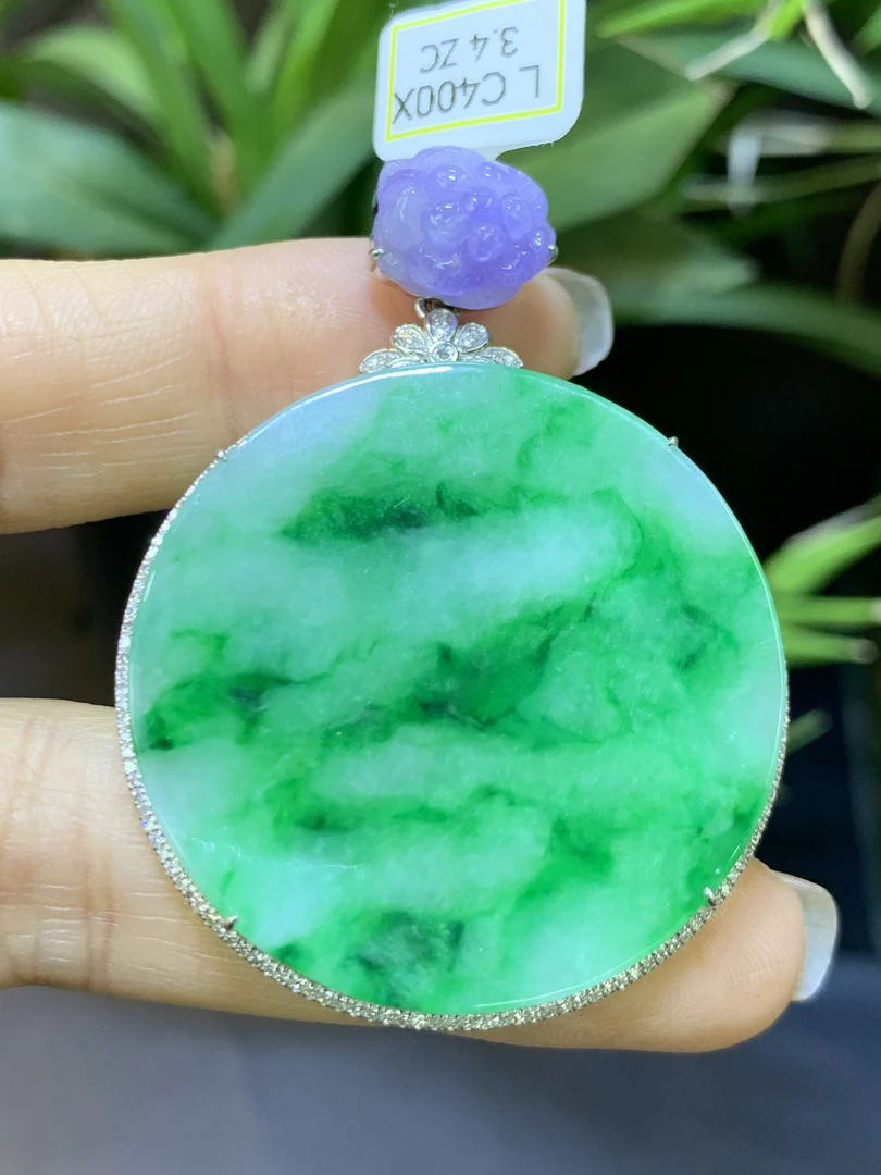 冰飘绿花圆无事牌吊坠天然翡翠A货裸石：37*4.3mmzc3.4时尚绿色