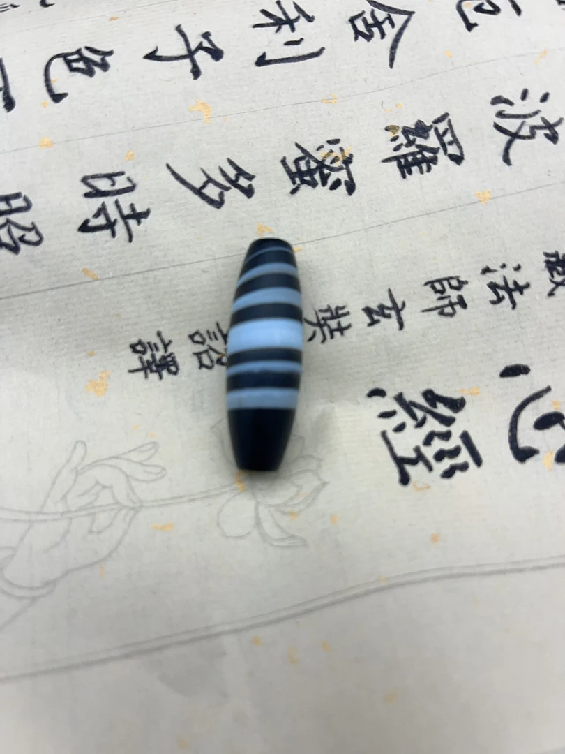 020黑白缠丝桶珠 尺寸37/14mm亚光设计