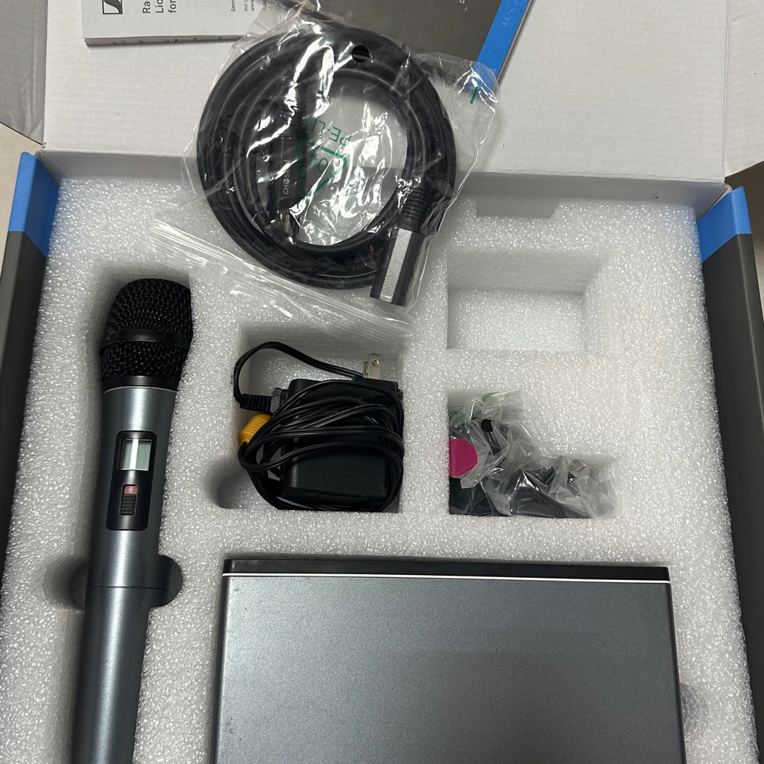 9新  森海塞尔835无线一拖一麦克风，包装配件齐全，日常使用痕迹