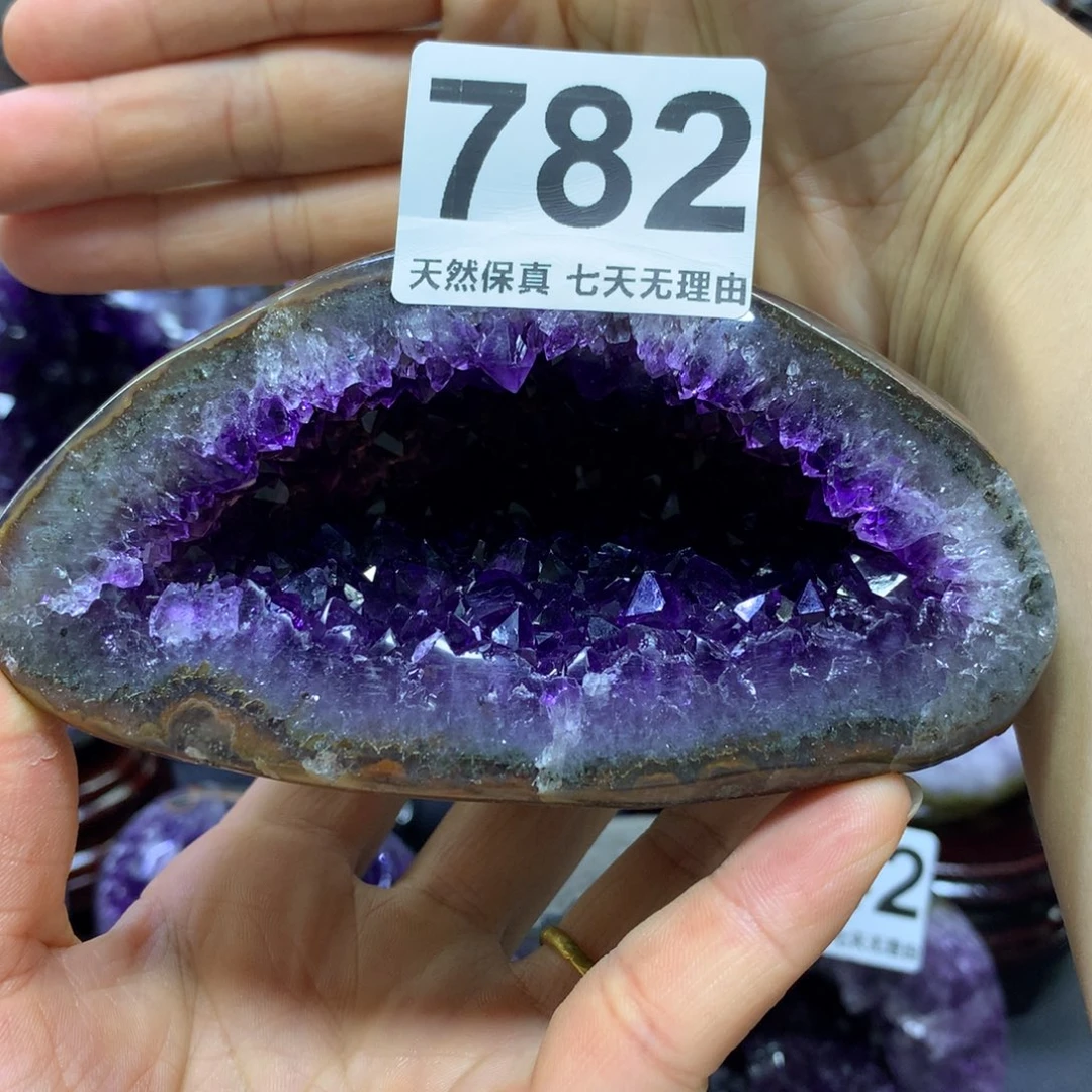 水晶摆件未镶嵌1