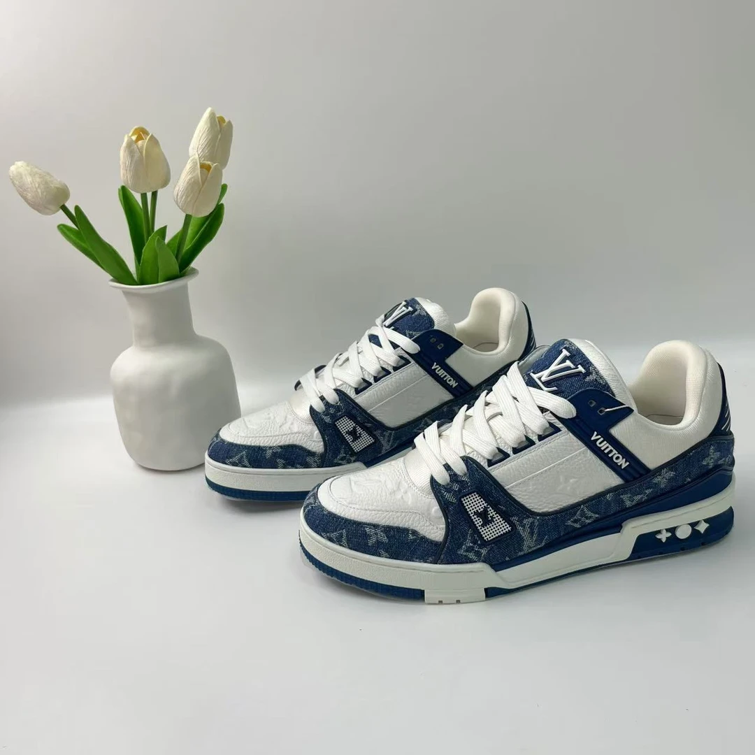 99新 LouisVuitton/路易威登 多码白蓝牛仔印花男士trainer板鞋