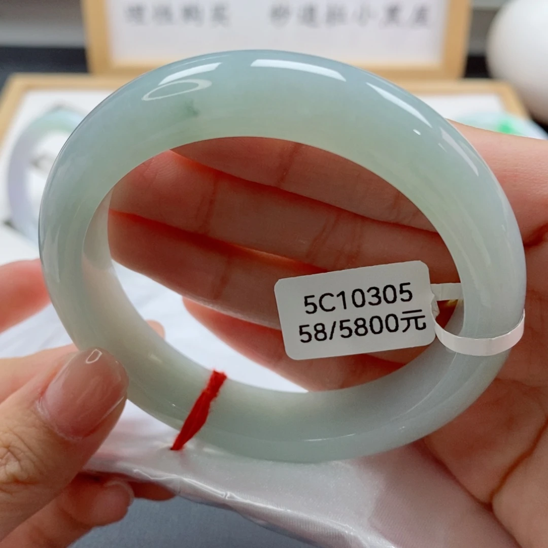 翡翠未镶嵌手镯天然A货翡翠手镯