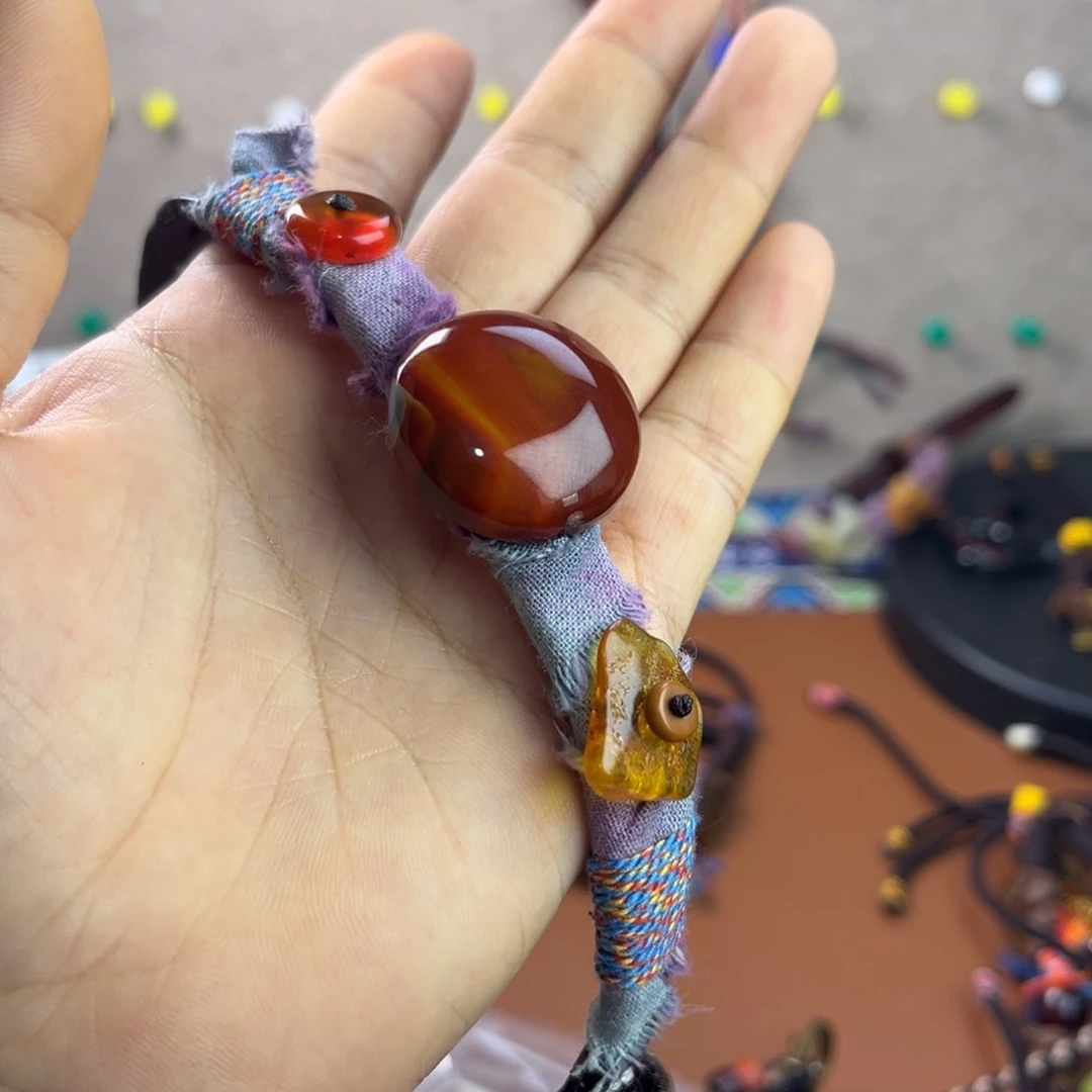 贺***姐未镶嵌手链玛瑙/玉髓