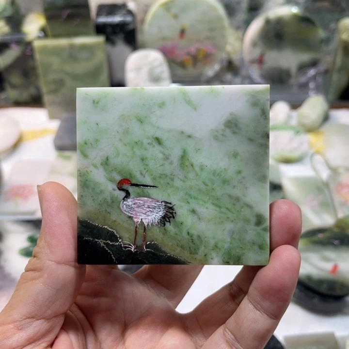 独山玉未镶嵌颈饰