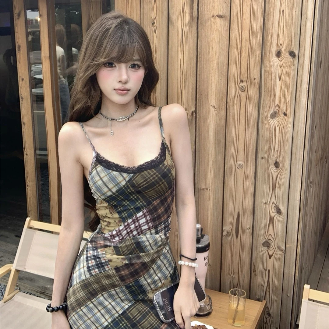 法式覆古风独特别致拼色格子印花网纱洋装蕾丝拼接显瘦吊带长裙