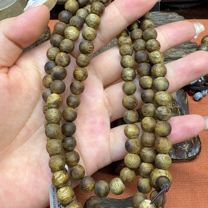 大叶紫檀（黑酸枝木类）