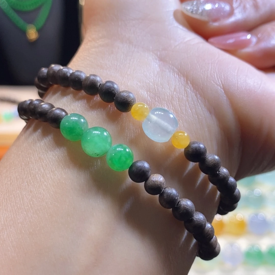 翡翠未镶嵌吊坠(不含链)翡翠放漏买断价（不退换）