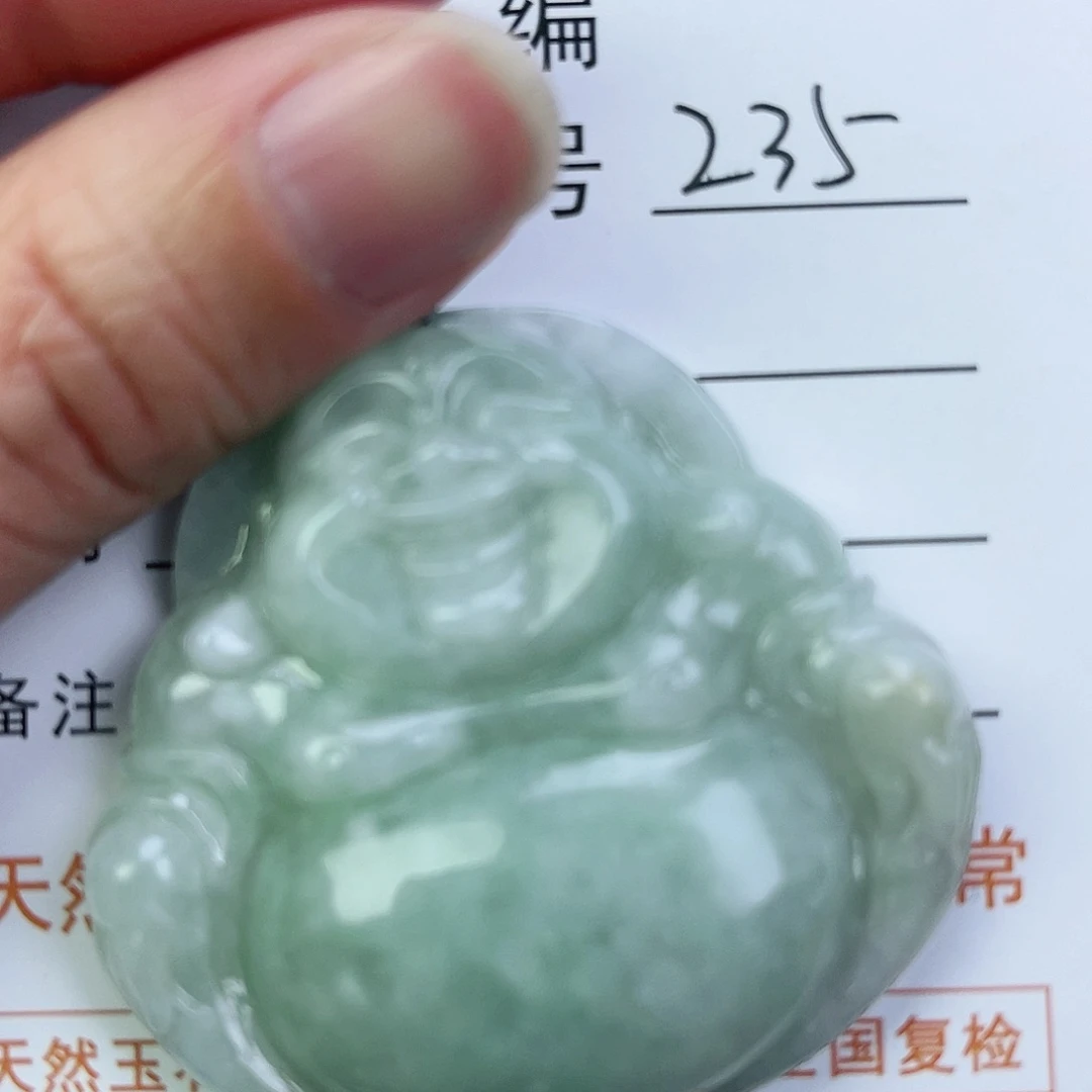 翡翠颈饰未镶嵌佛公