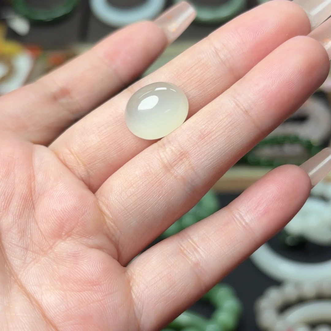 和田玉未镶嵌珠宝半成品