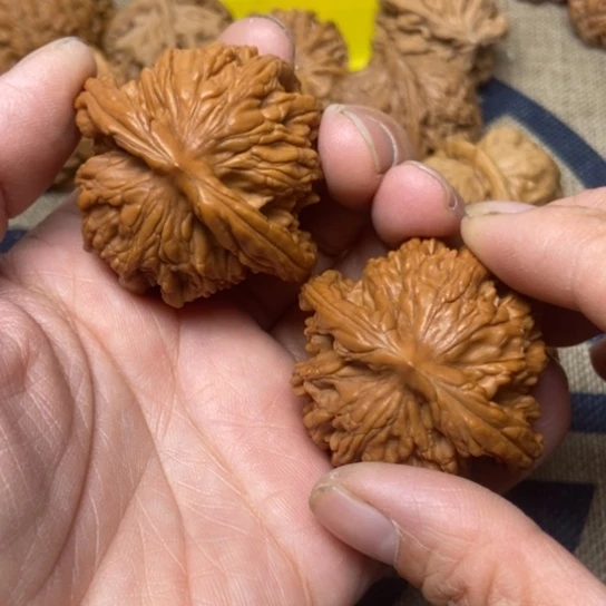吊坠文玩核桃师虎兽