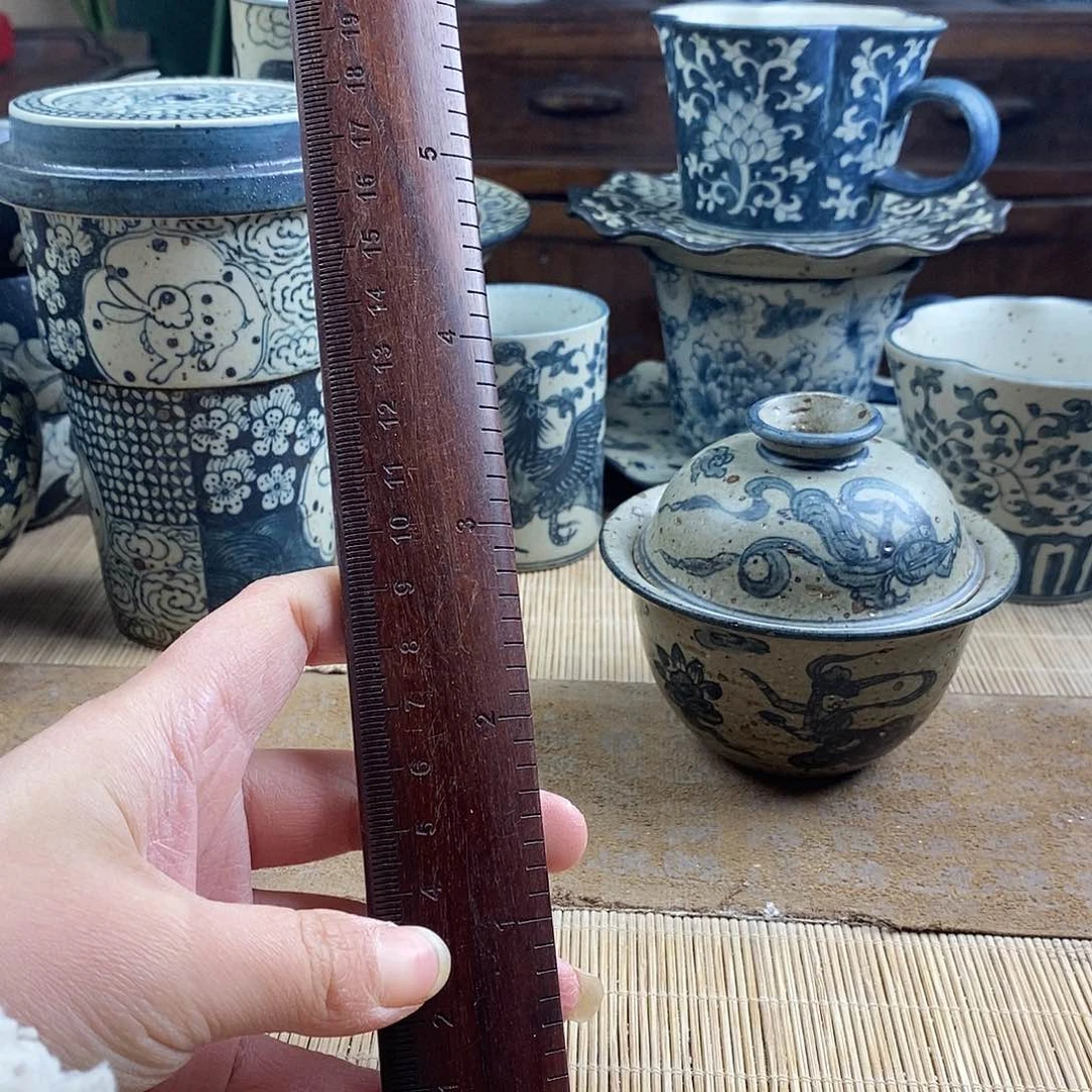 L****e手工手绘青花陶瓷