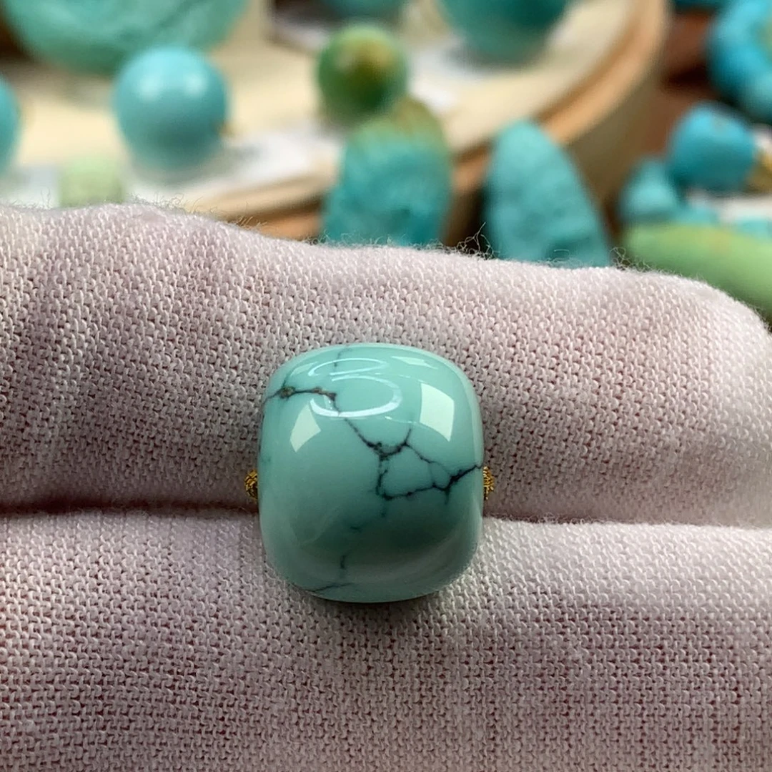 绿松石未镶嵌珠宝奇石14.6mm