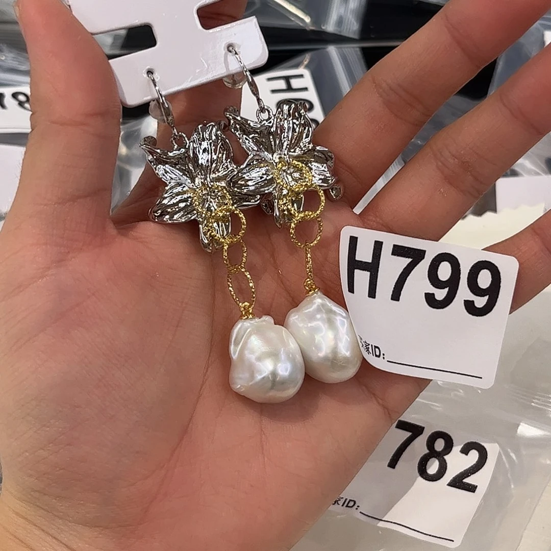 合金淡水珍珠耳饰
