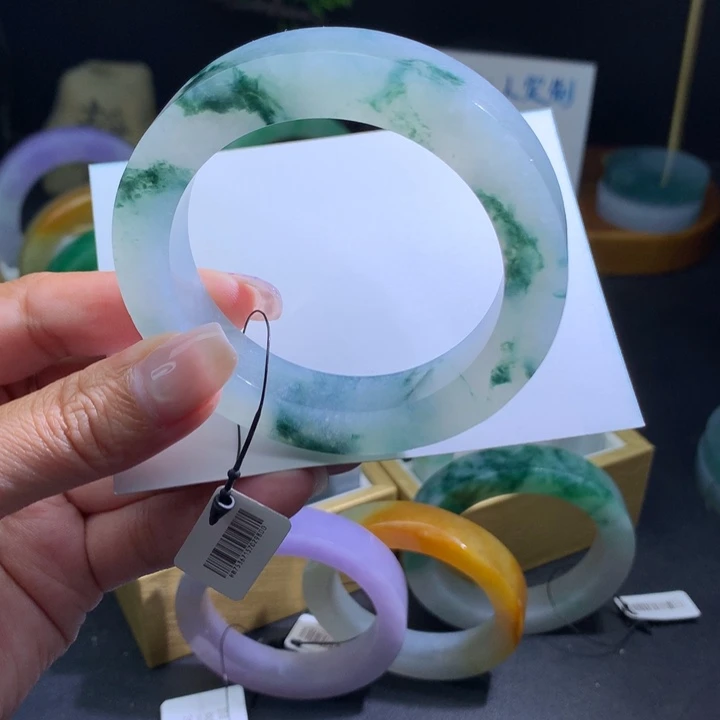 定制翡翠未镶嵌翡翠手镯分单