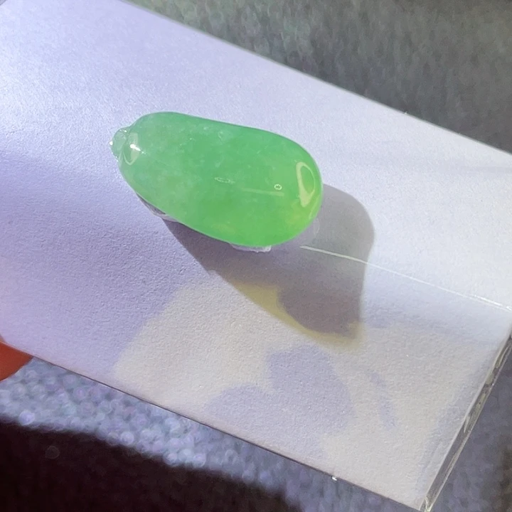 未镶嵌定制翡翠翡翠