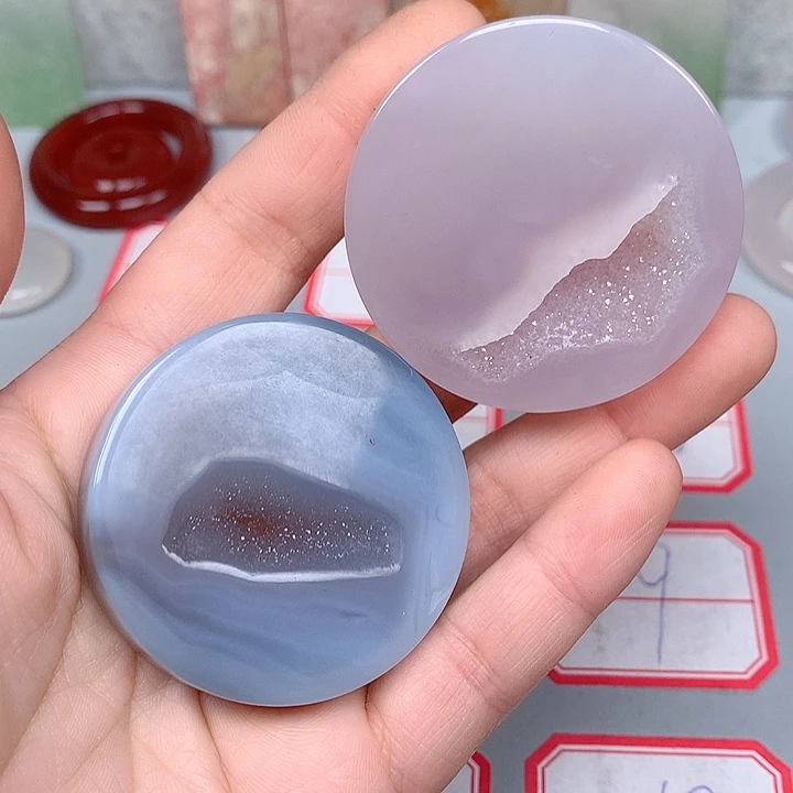 梦***悦未镶嵌颈饰玛瑙/玉髓