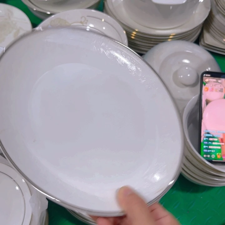 瓷片浮雕八寸浅盘六个微瑕