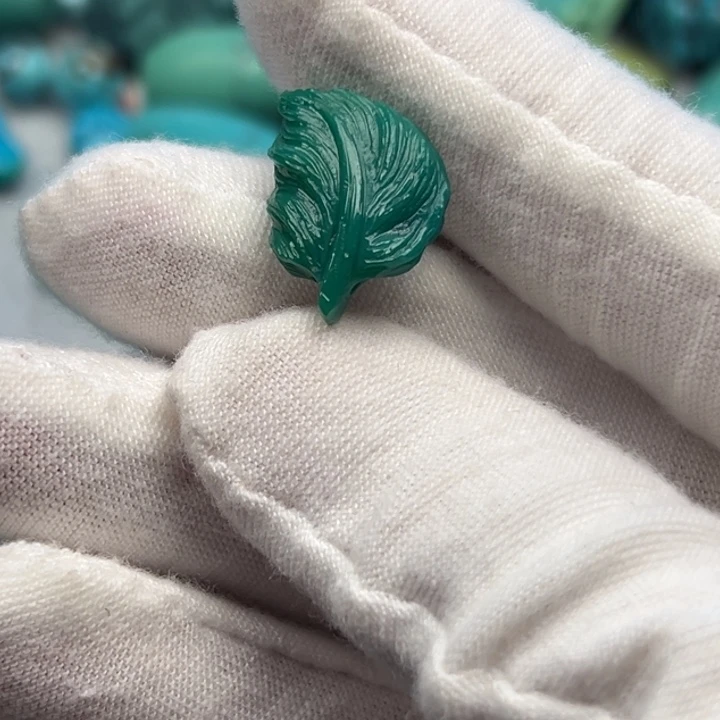 绿松石未镶嵌原矿保真