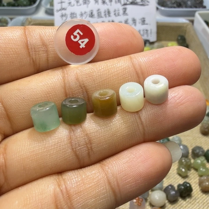 和田玉未镶嵌珠宝奇石