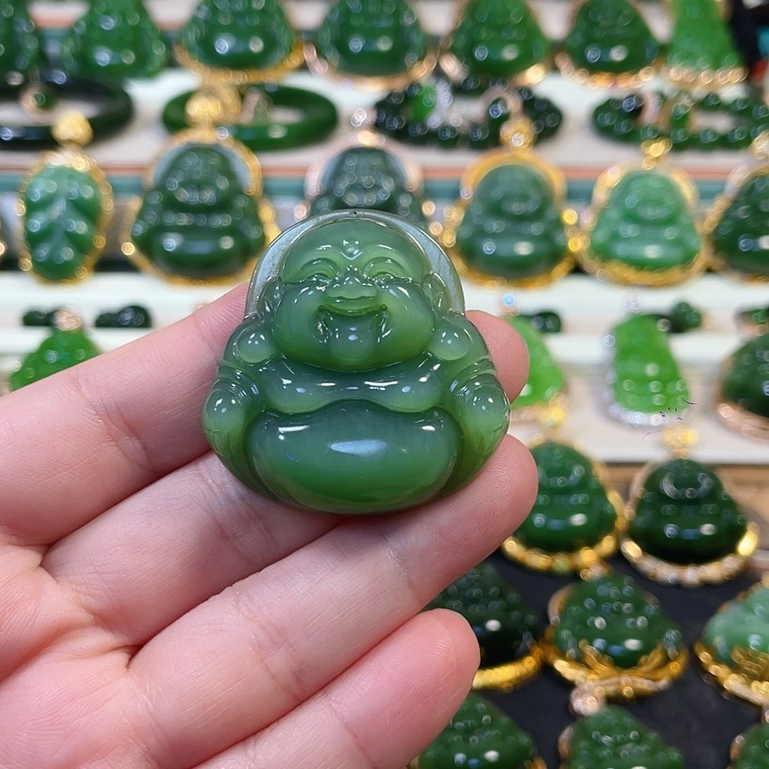 和田玉（碧玉）未镶嵌颈饰粉绿佛公40mm