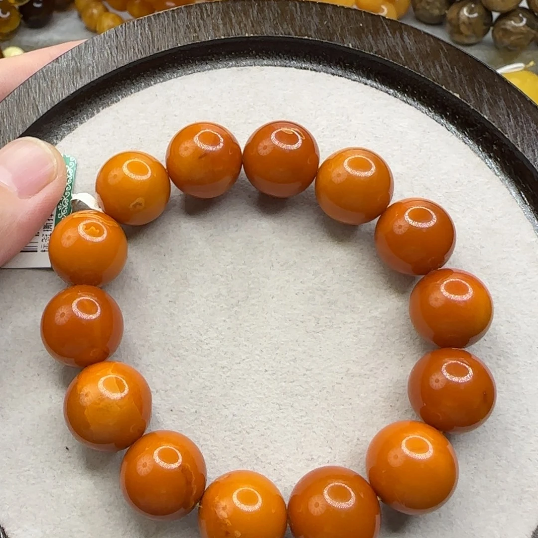 琥珀未镶嵌珠宝奇石15