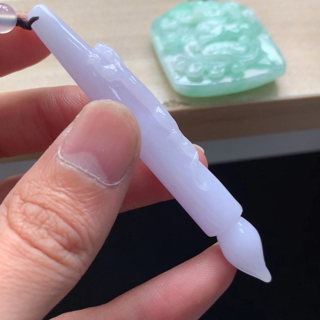 颈饰未镶嵌翡翠吊坠