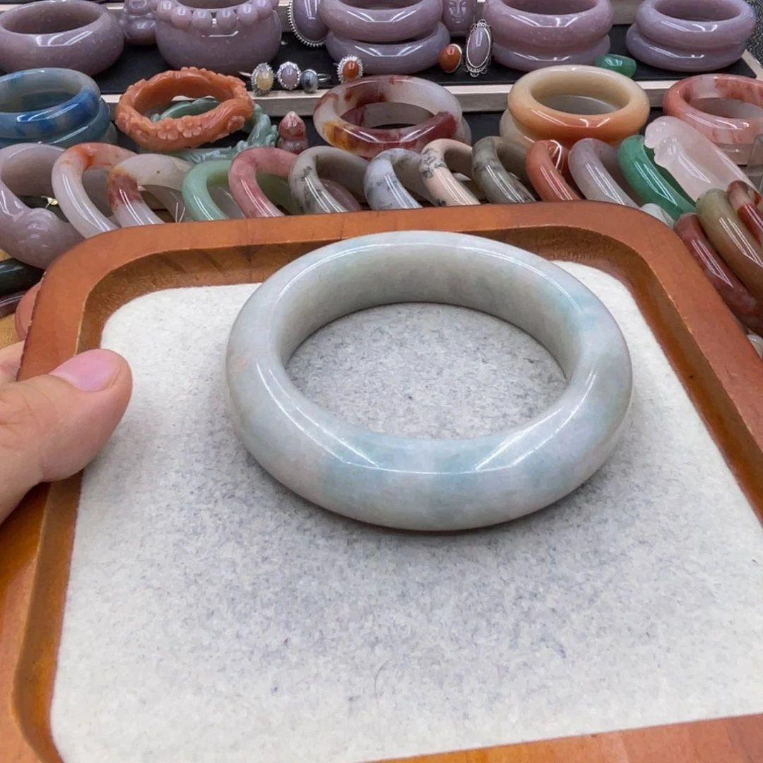 小***大石英岩玉圈口54未镶嵌