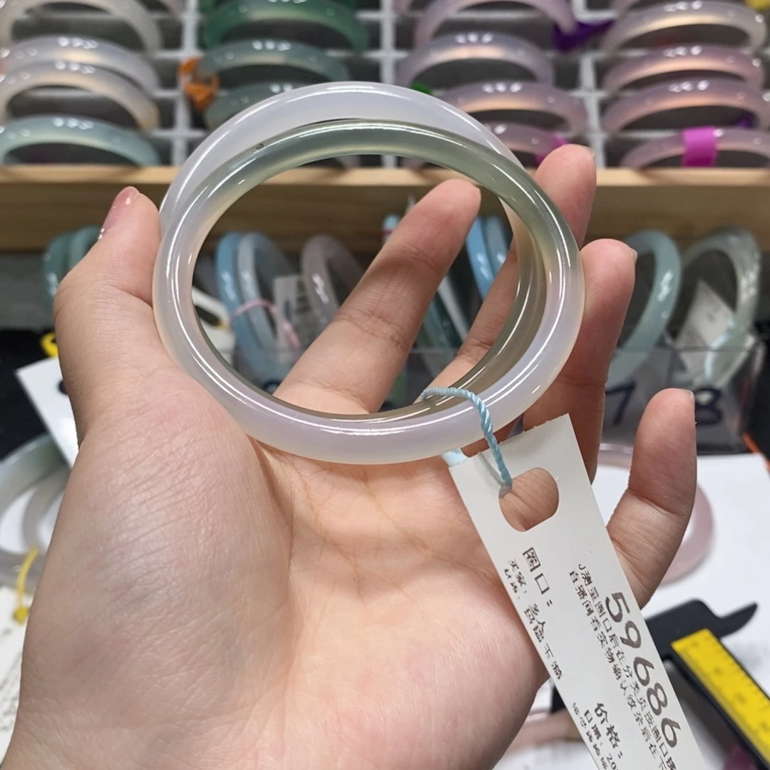 玛瑙/玉髓手镯未镶嵌59686