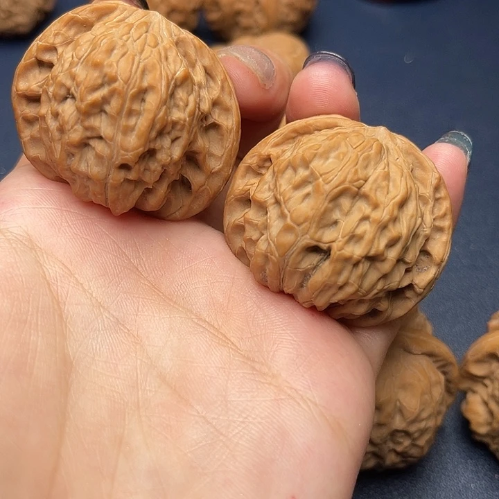 文玩核桃手串磨盘