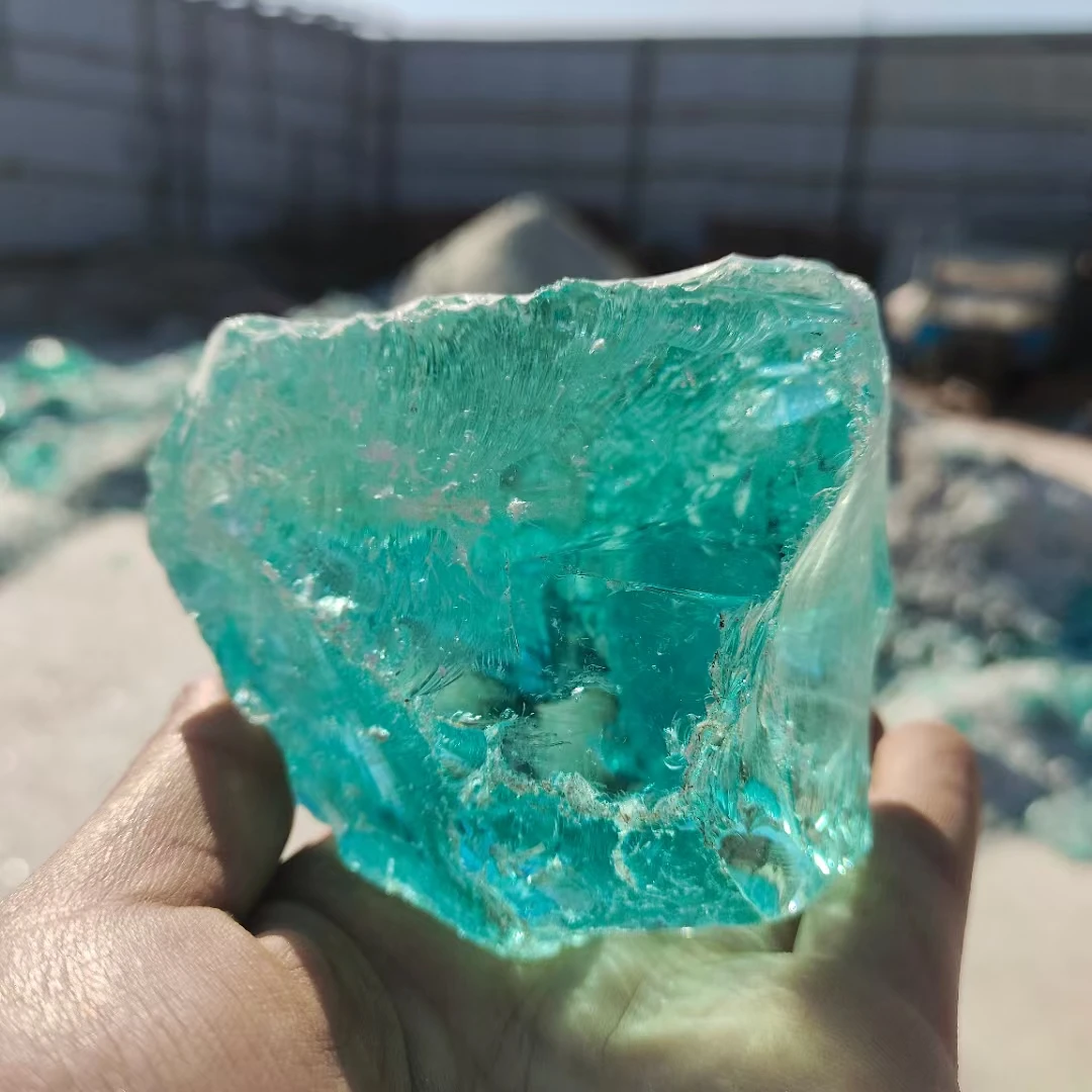 冰蓝造景鱼缸摆件不规则玻璃石蓝色透光石石笼墙填充景观石彩色石