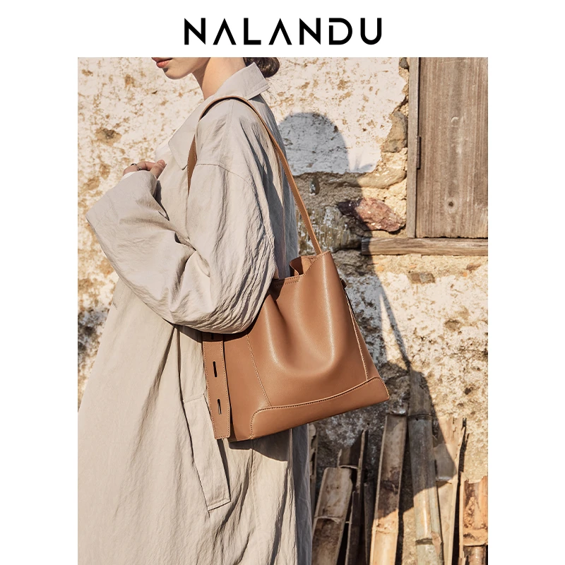 纳兰杜水桶2025新款包女款爆款托特包通勤气质百搭大容量斜挎单肩