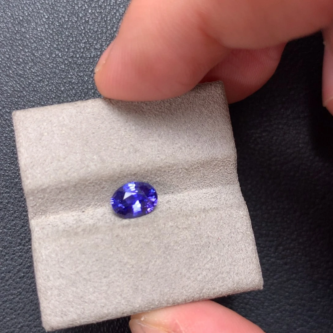 裸石彩色蓝宝石裸石1.08ct