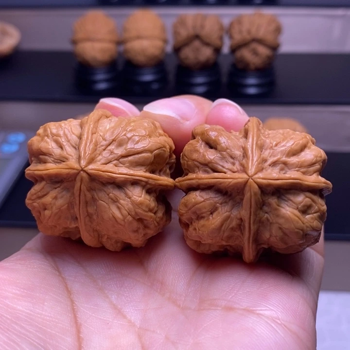 把件文玩核桃金尊八面蟾24