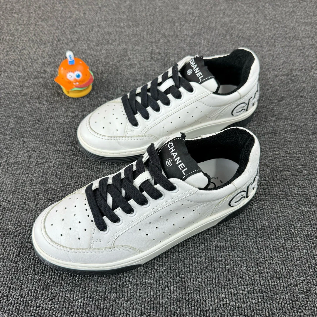 95新 Chanel/香奈儿 款式：Chanel香奈儿熊猫板鞋 尺码：36 HB1154