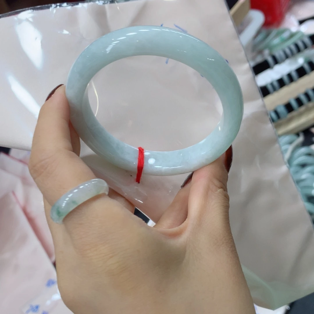 未镶嵌手镯翡翠买断