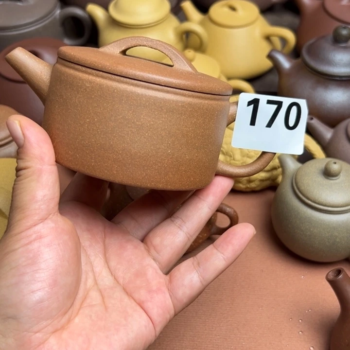 茶壶紫砂黄降坡半手工220cc左右