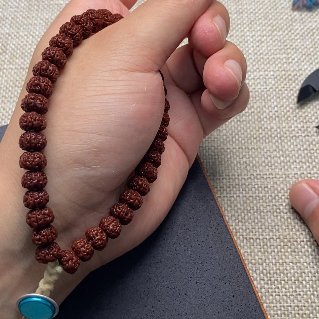 牟***心金刚菩提吊坠平细