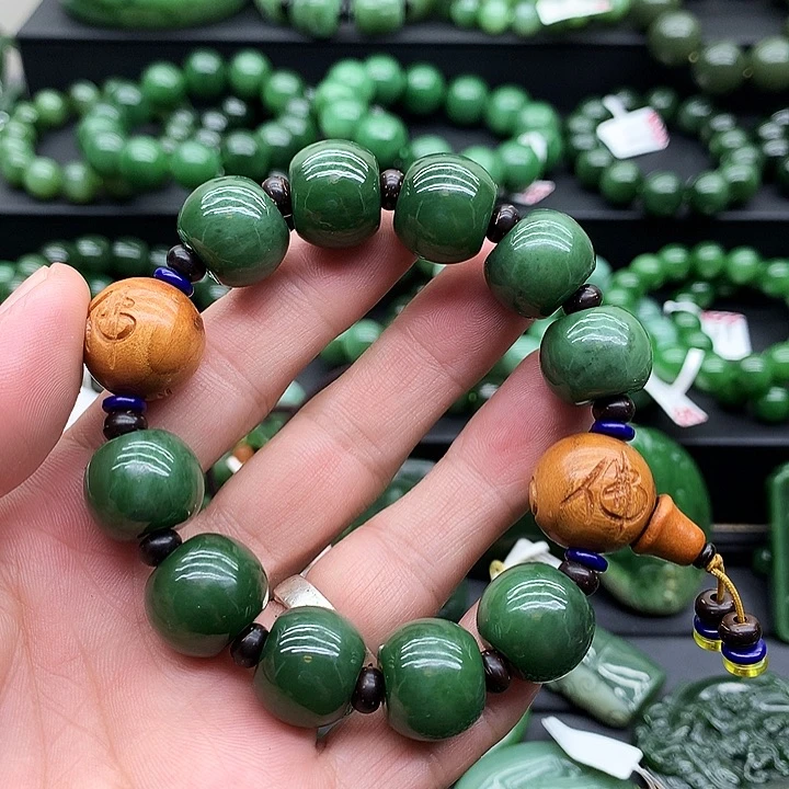 手链未镶嵌和田玉（碧玉）