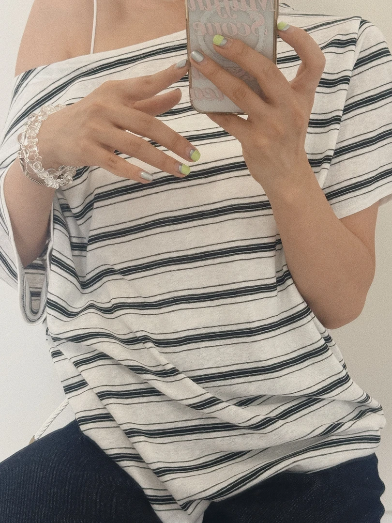 2025东大门条纹部落格斜肩舒适大福利t