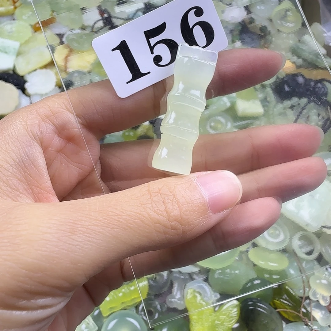 蛇纹石玉未镶嵌岫玉吊坠