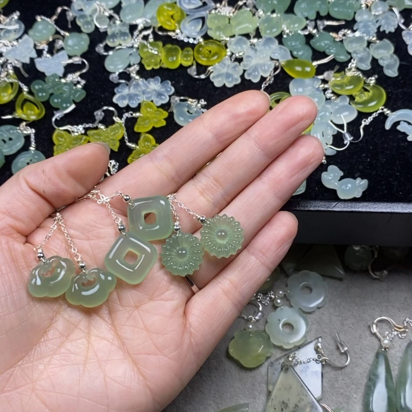 【闪购商品】蛇纹石玉挂件耳饰耳环项链未镶嵌王*哲