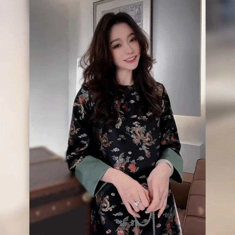 新中式女装唐装国风气质显瘦小众黑色碎花连衣裙2025新款女春季