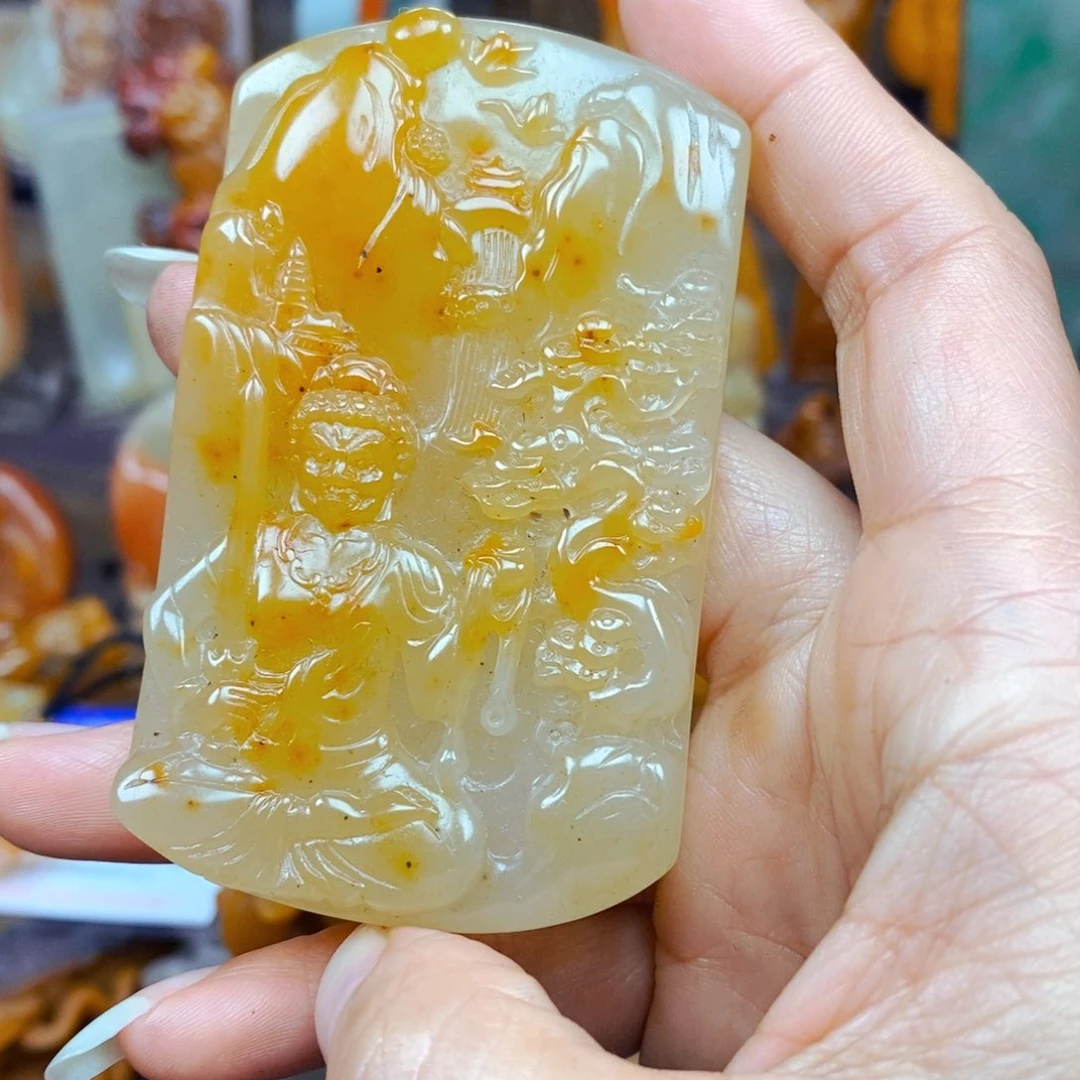 石英质玉（黄龙玉）未镶嵌颈饰