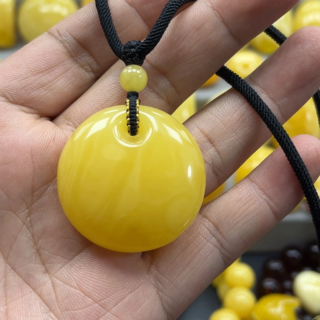 蜜蜡未镶嵌珠宝奇石