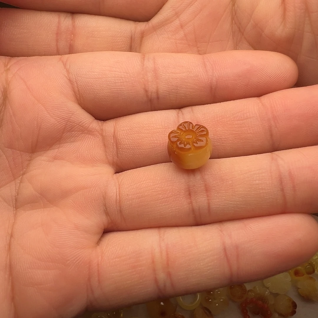 蜜蜡未镶嵌颈饰柿柿如意提溜吊坠