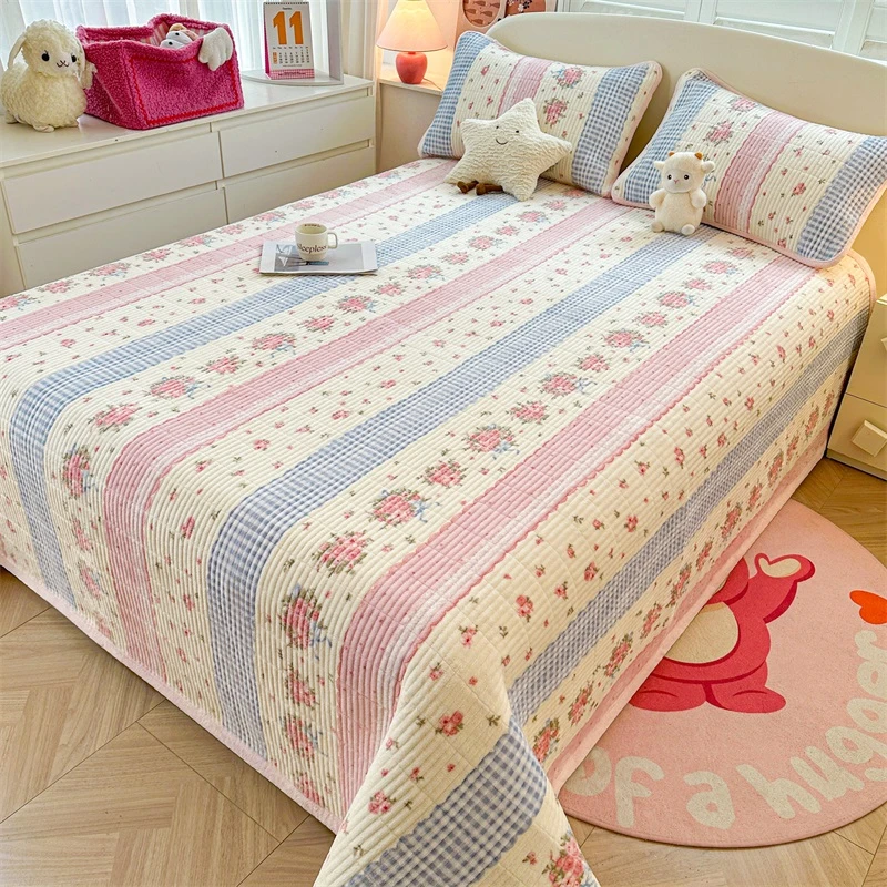 秋冬加厚牛奶绒珊瑚绒夹棉床盖榻榻米炕盖直角包边绗缝保暖床炕盖