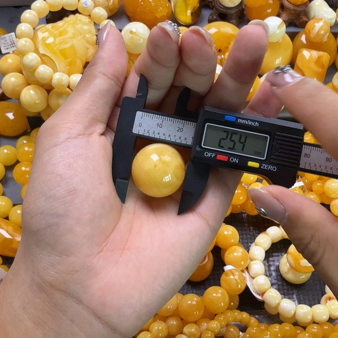 未镶嵌蜜蜡珠宝奇石