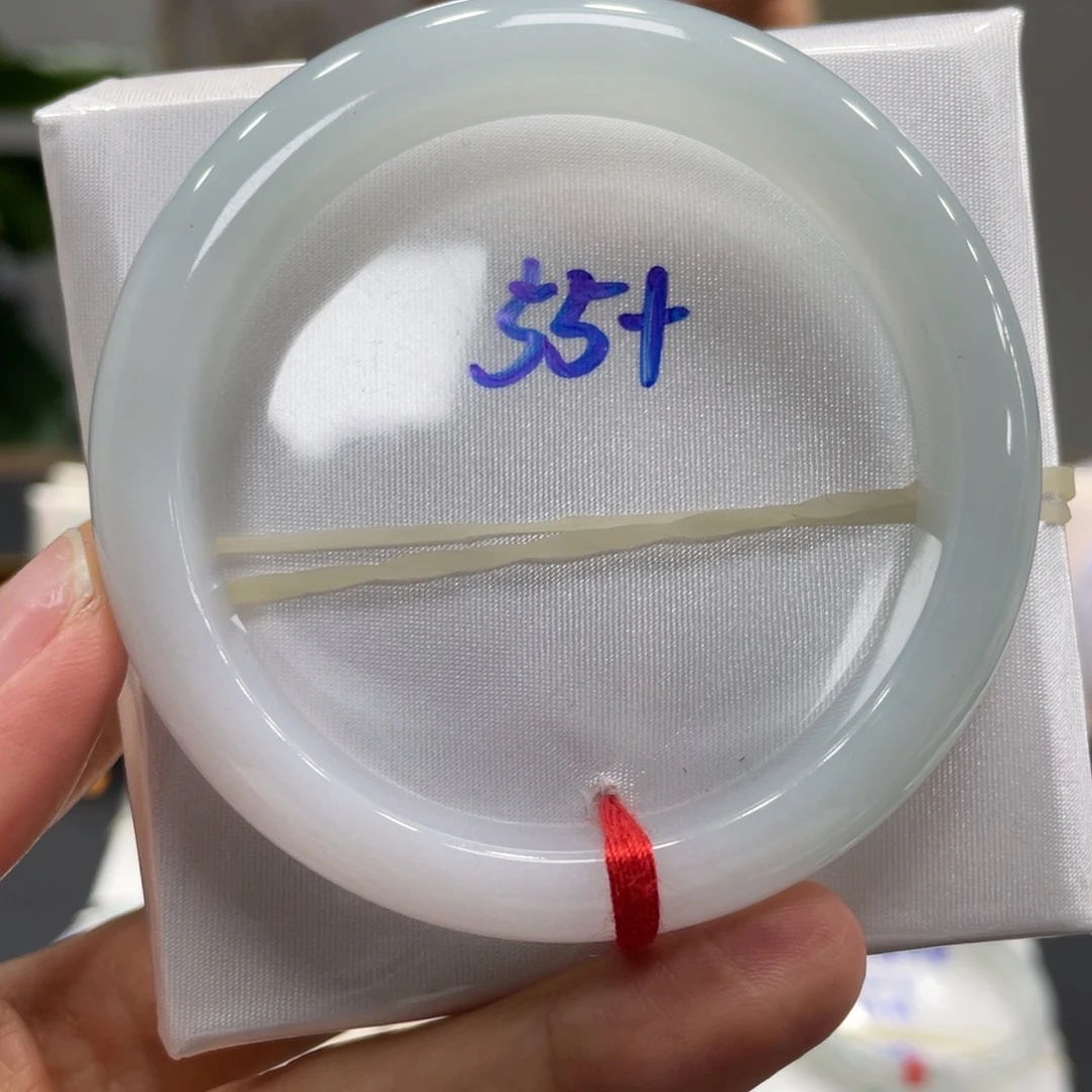 翡翠未镶嵌手镯翡翠