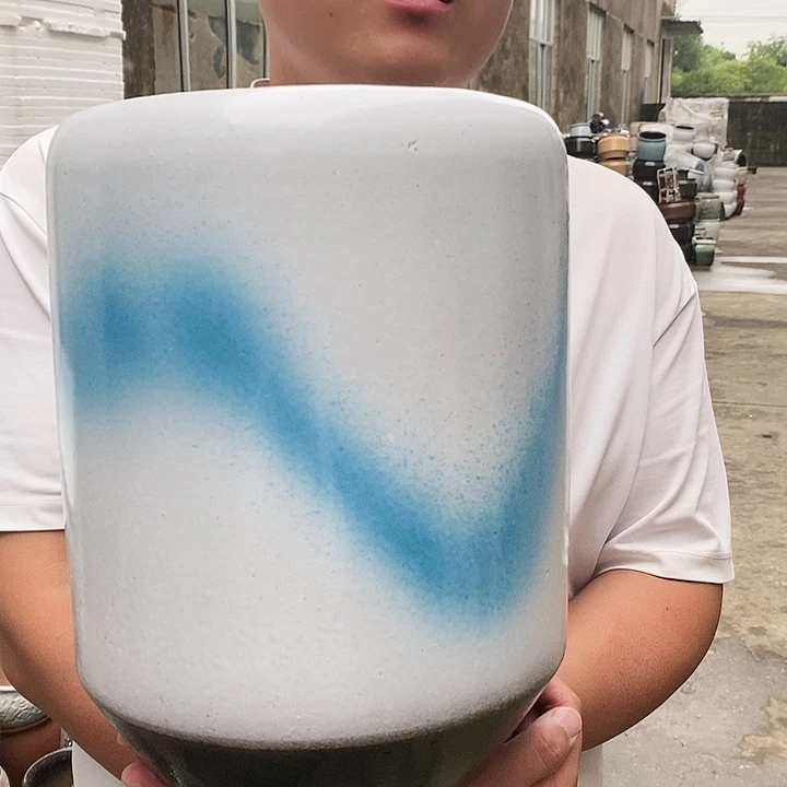 紫砂花盆口20高30瑕疵