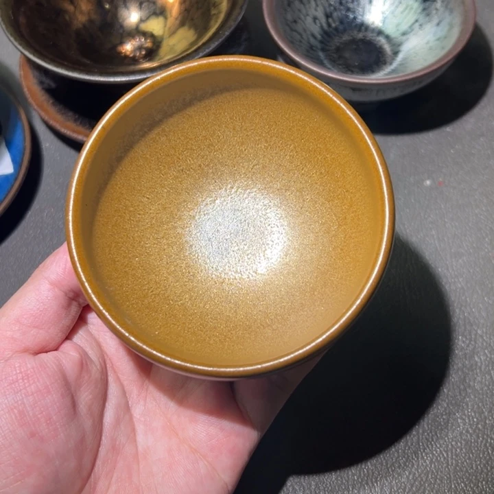 茶盏你是个很优秀特别努力